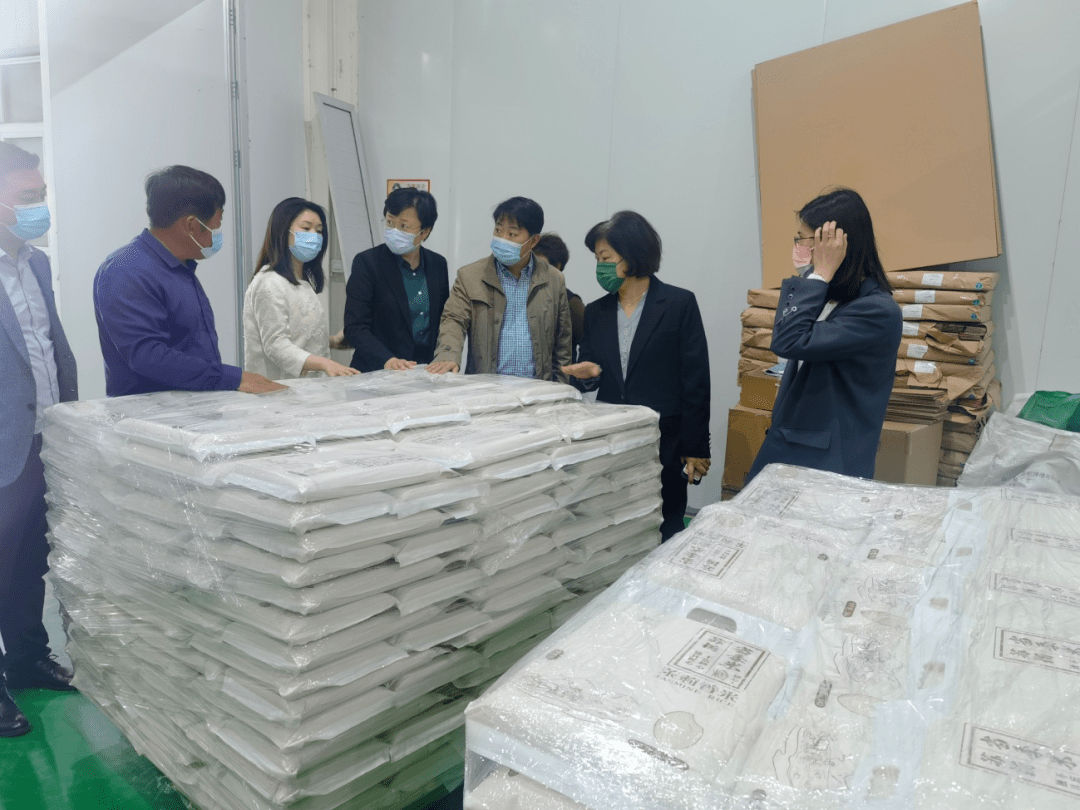 扬州市妇联赴江都调研巾帼示范基地创建工作