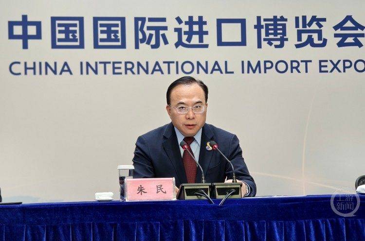 第八届进博会按年计意向成交额突破834亿美元