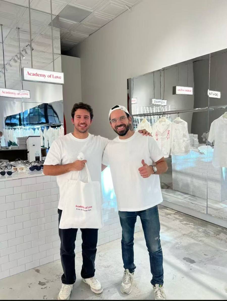 法国人在上海开店,只卖白色衣服竟然火了丨上海滩上洋掌柜