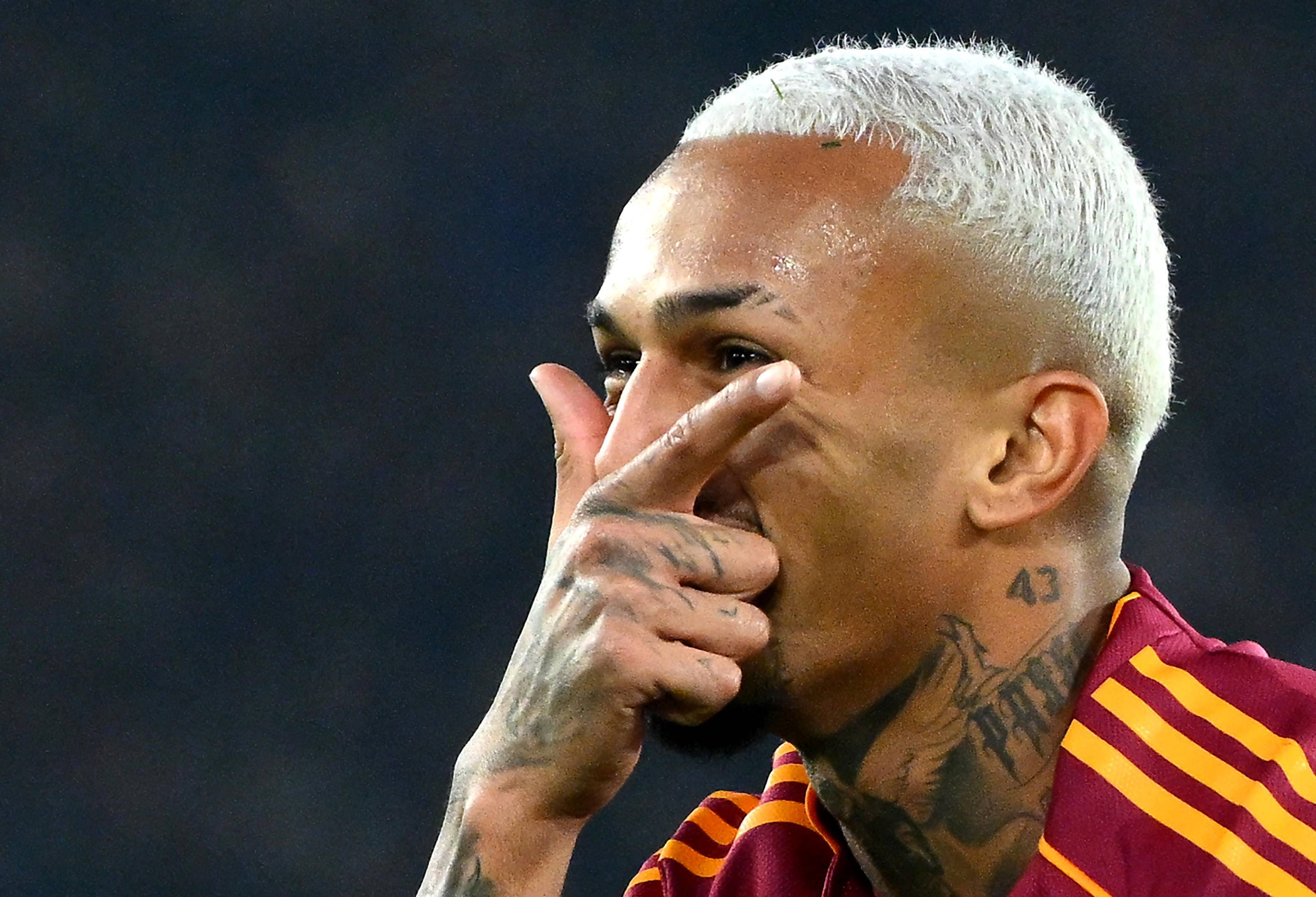 (外代二线)足球——意甲:罗马胜科莫