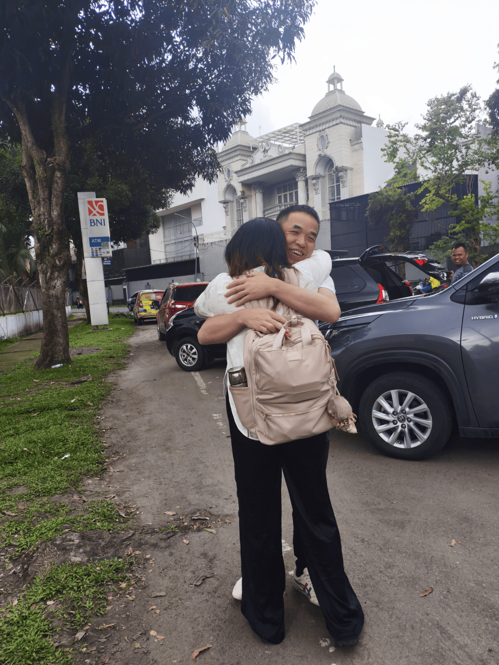 苏门答腊洪灾：千人死亡、毁林恶果、华人自救与亚齐海啸创伤｜907编辑部